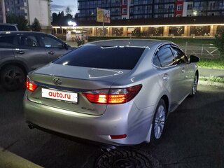 2014 Lexus ES 250 VI, серебристый, 2800000 рублей, вид 3