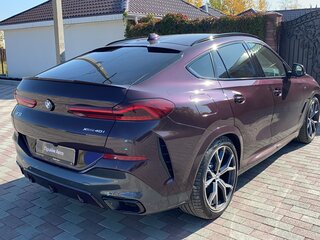2020 BMW X6 40i III (G06), фиолетовый, 8000000 рублей, вид 2