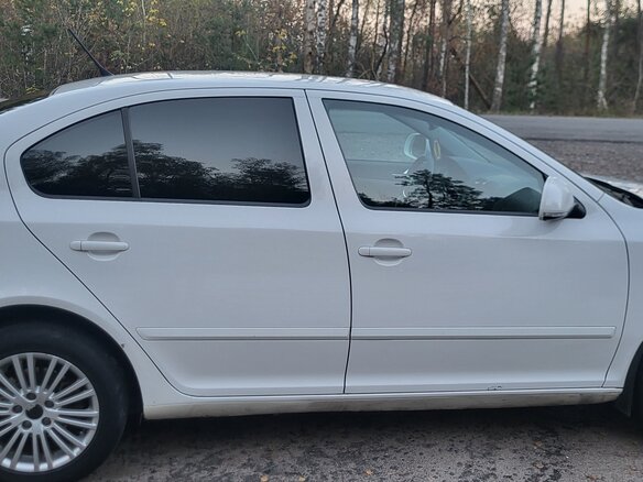2013 Skoda Octavia II (A5) Рестайлинг, белый, 1190000 рублей - вид 4