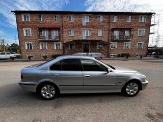 1998 BMW 5 серии 520i IV (E39), серебристый, 650000 рублей, вид 4
