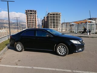 2012 Toyota Camry VII (XV50), чёрный, 1600000 рублей, вид 3