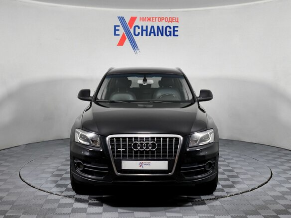 2010 Audi Q5 I (8R), чёрный, 1090000 рублей - вид 2