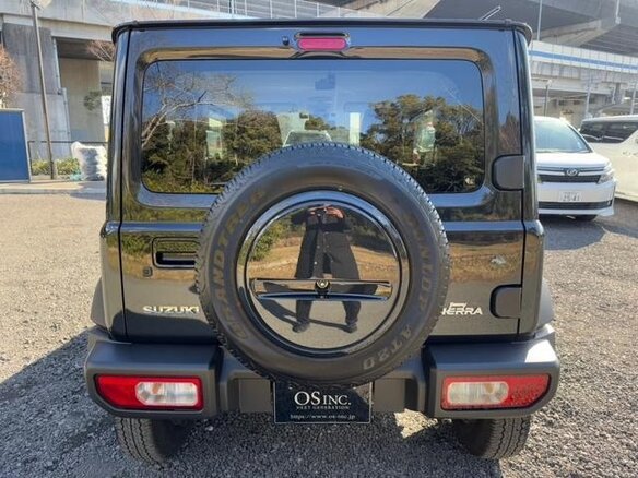 2021 Suzuki Jimny Sierra IV, чёрный, 1500000 рублей - вид 6