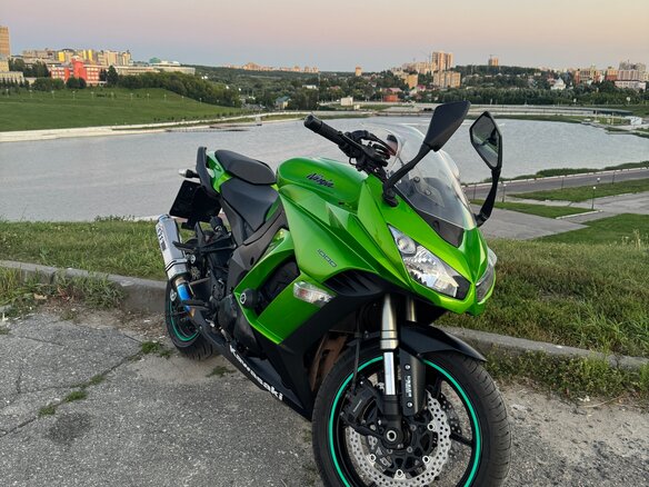 2015 Kawasaki Z 1000SX, зелёный, 850000 рублей