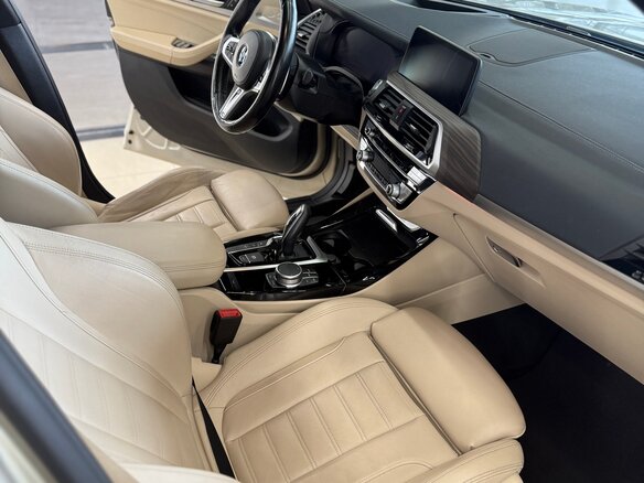 2021 BMW X3 30d xDrive III (G01), золотистый, 6200000 рублей - вид 6
