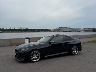 2023 BMW 2 серии M240i xDrive G42, чёрный, 7350000 рублей, вид 1