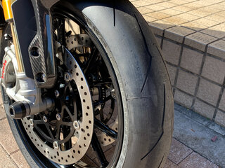 2024 Triumph Speed Triple, чёрный, 1900000 рублей, вид 5
