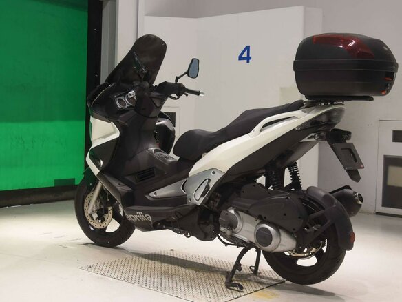2015 Aprilia SR Max 300, белый, 377000 рублей - вид 5