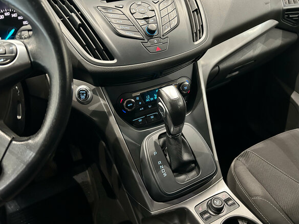 2015 Ford Kuga II, серый - вид 16