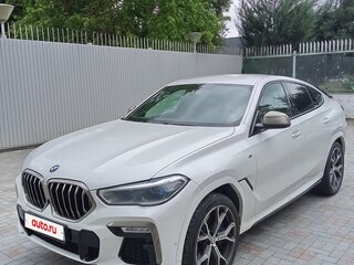 2021 BMW X6 M50d III (G06), белый, 5200000 рублей, вид 2