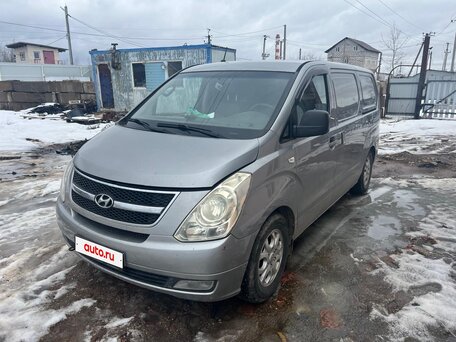 2011 Hyundai Grand Starex, серебристый, 1300000 рублей, вид 2