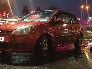 2006 Ford Fiesta Mk5, красный, 235000 рублей, вид 2