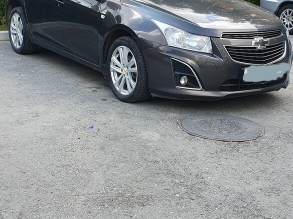 2013 Chevrolet Cruze I Рестайлинг, серый, 810000 рублей