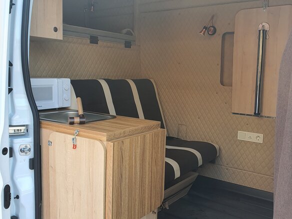 2021 Ford Transit, белый, 4000000 рублей - вид 2