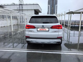 2020 BMW X5 40i IV (G05/G18), белый, 6400000 рублей, вид 5