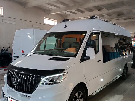 2020 Mercedes-Benz Sprinter, белый, 8888888 рублей, вид 3