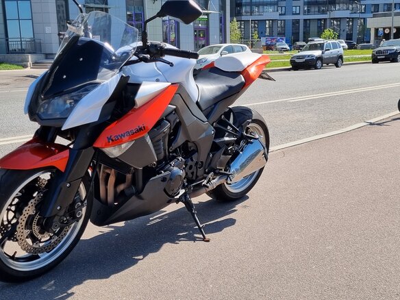 2010 Kawasaki Z 1000, белый, 750000 рублей - вид 6