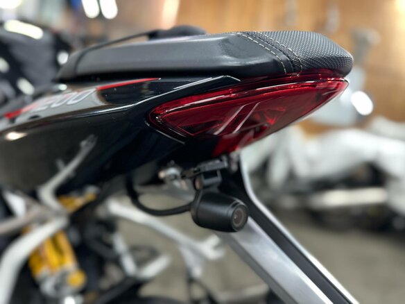 2021 Triumph Speed Triple, чёрный, 1390000 рублей - вид 27
