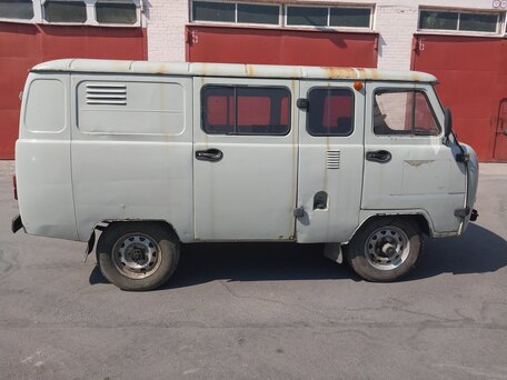 2010 УАЗ 3909, белый, 400000 рублей, вид 2