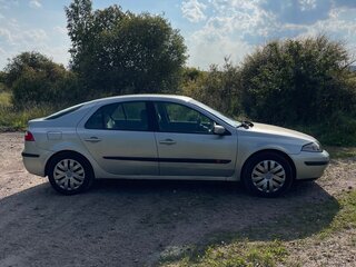 2003 Renault Laguna II, серебристый, 250000 рублей, вид 3