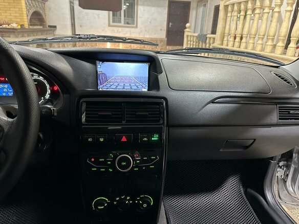 2015 Lada (ВАЗ) Priora I Рестайлинг, серебристый, 800000 рублей - вид 8