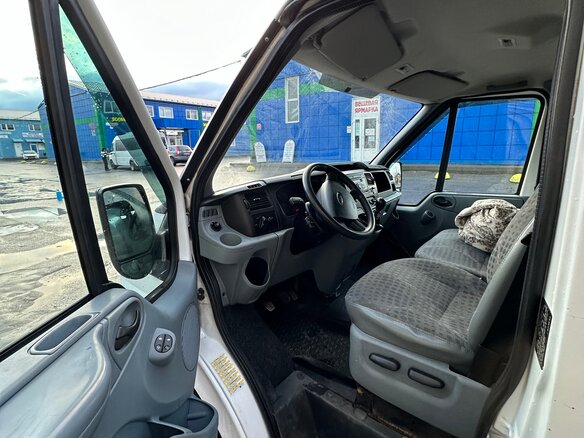 2013 Ford Transit, белый, 1600000 рублей - вид 12