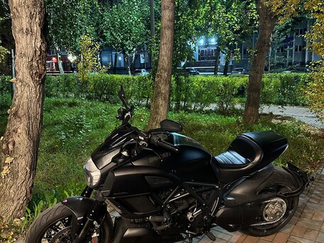 2015 Ducati Diavel, чёрный, 1550000 рублей, вид 1