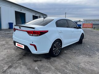 2019 Kia Rio IV, белый, 1230000 рублей, вид 3