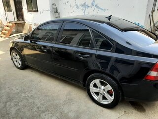 2004 Volvo S40 II, чёрный, 450000 рублей, вид 3