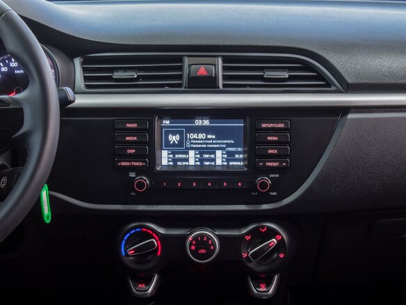 2019 Kia Rio IV, чёрный - вид 8
