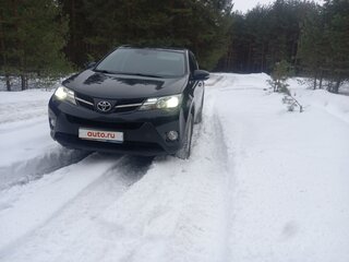 2013 Toyota RAV4 IV (XA40), чёрный, 1800000 рублей, вид 2