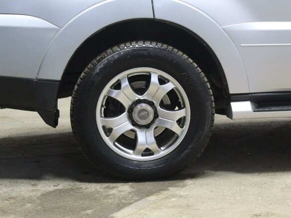 2008 Mitsubishi Pajero IV, серебристый - вид 11
