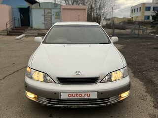 1996 Toyota Windom II (XV20), белый, 480000 рублей, вид 2