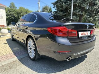 2019 BMW 5 серии 520d xDrive VII (G30/G31/G38), чёрный, 3817000 рублей, вид 4