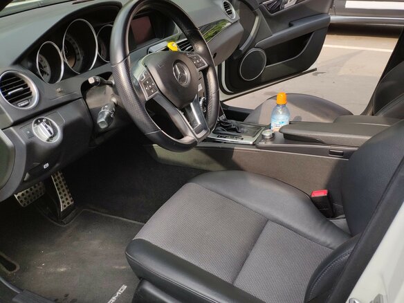 2011 Mercedes-Benz C-Класс 180 BlueEFFICIENCY III (W204) Рестайлинг, белый - вид 4
