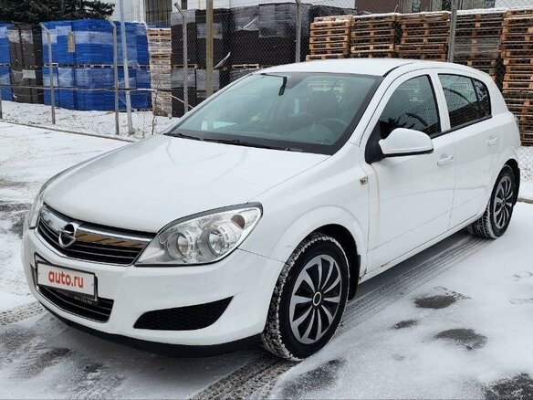 2010 Opel Astra H Рестайлинг, белый, 550000 рублей - вид 6
