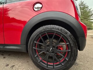 2013 Mini Hatch Cooper S II (R56) Рестайлинг, красный, 1250000 рублей, вид 4