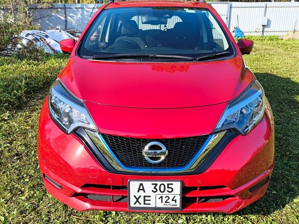 2019 Nissan Note e-Power II Рестайлинг, красный, 1500000 рублей