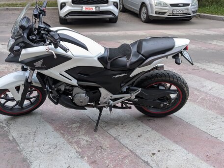 2012 Honda NC 700X, белый, 530000 рублей, вид 1