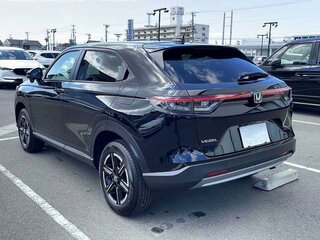 2023 Honda Vezel II, чёрный, 1758000 рублей, вид 5