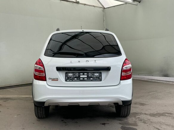 2026 Lada (ВАЗ) Granta Cross I Рестайлинг, белый, 1251000 рублей - вид 6