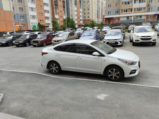 2018 Hyundai Solaris II, белый, 1277721 рублей, вид 3