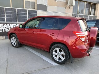 2011 Toyota RAV4 III (XA30) Рестайлинг, красный, 1400000 рублей, вид 4