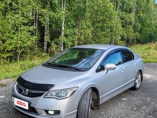 2011 Honda Civic VIII Рестайлинг, серебристый, 1150000 рублей, вид 1