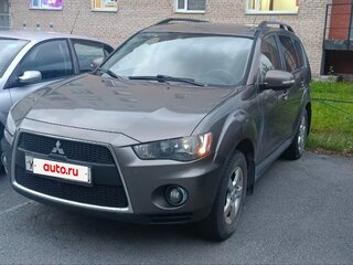 2012 Mitsubishi Outlander II Рестайлинг, коричневый, 980000 рублей, вид 2