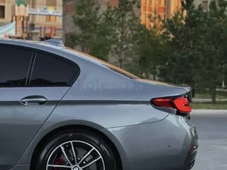 2021 BMW 5 серии 523i VII (G30/G31/G38) Рестайлинг, серый, 4200000 рублей, вид 2