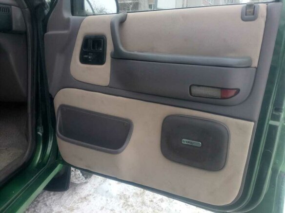 1993 Dodge Caravan Grand II, зелёный - вид 7