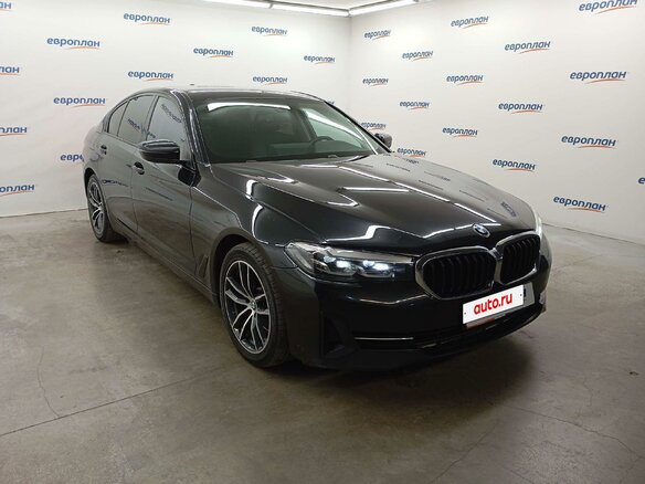 2021 BMW 5 серии 520d xDrive VII (G30/G31/G38) Рестайлинг, чёрный, 3728750 рублей - вид 1