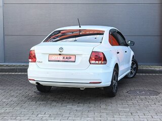 2015 Volkswagen Polo V Рестайлинг, белый, 939000 рублей, вид 4