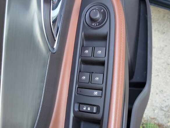 2013 Opel Mokka I, белый, 1690000 рублей - вид 8